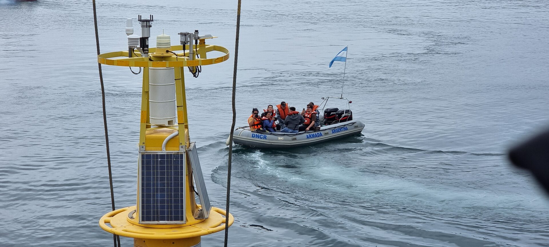 Deployment of the GIPIS buoy alongside an Argentine Navy boat