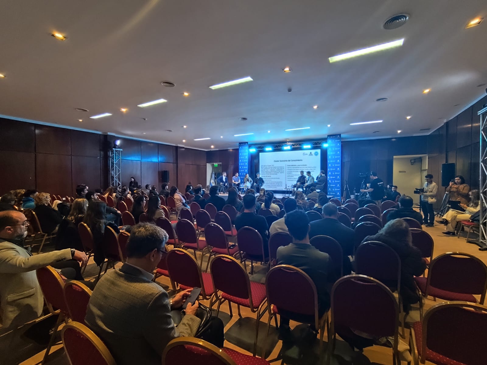 Innovación y desarrollo regional: hacia una economía de clústers en el Golfo San Jorge